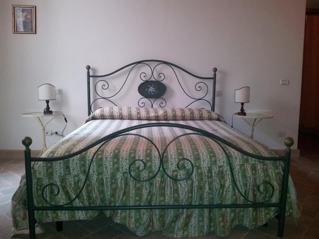 Bed and Breakfast Residenza Sant'Agnese Ассизи Номер фото