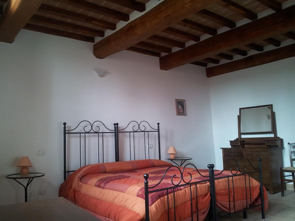 Bed and Breakfast Residenza Sant'Agnese Ассизи Номер фото