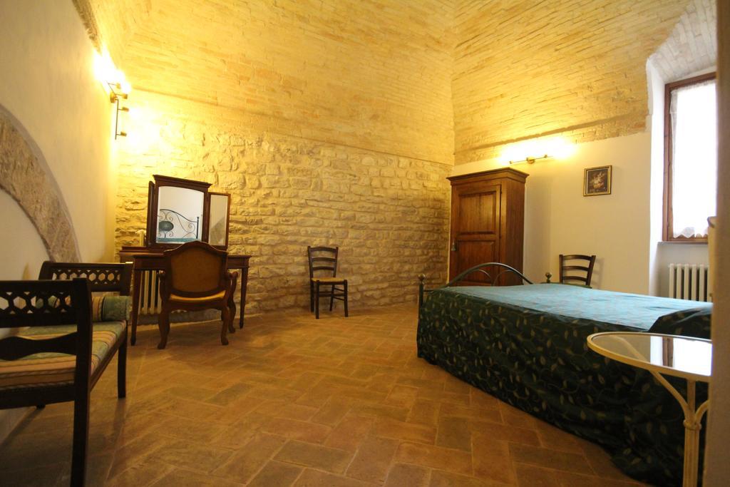 Bed and Breakfast Residenza Sant'Agnese Ассизи Экстерьер фото